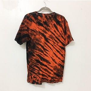 Vintage Shirts - Used/ tie dye tiger print graphic tee Vintage Shirts - Used/ tie dye tiger print graphic tee
